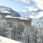 Apartment Zachary- 2 Bedroom -austrian Alpine Getaways