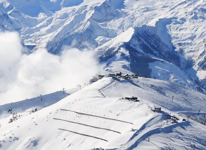 Zachary- 2 Bedroom -austrian Alpine Getaways Капрун