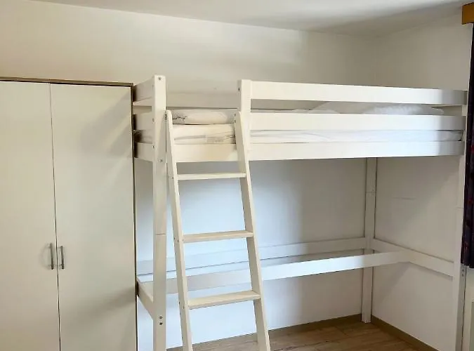 Zachary- 2 Bedroom -austrian Alpine Getaways Капрун