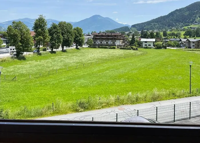 Zachary- 2 Bedroom -austrian Alpine Getaways Daire *